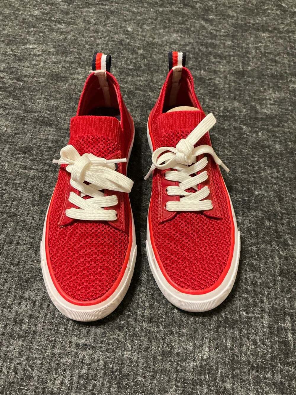 Tommy Hilfiger Twgessie Sneaker Womens Size 6M Red Knit Lace-Up